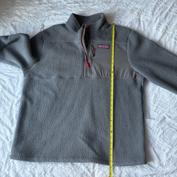 Vineyard Vines Gray Fleece with Red Trim Zipper Quarter Zip - Picture 5 of 8